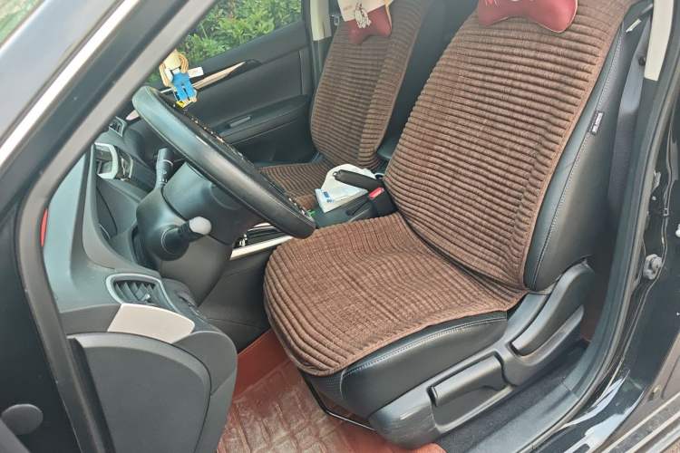 Used Nissan Sylphy 2019 1.6XV CVT Smart Connect Luxury Edition China VI Standard Left Front Seat