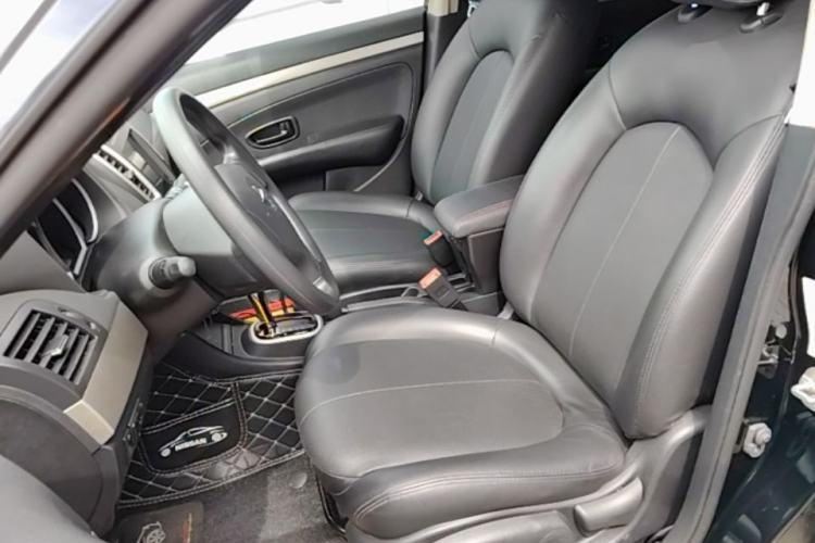 Used Nissan Sylphy 2019 Classic 1.6XE+ CVT SmartConnect Leading Edition Left Front Seat