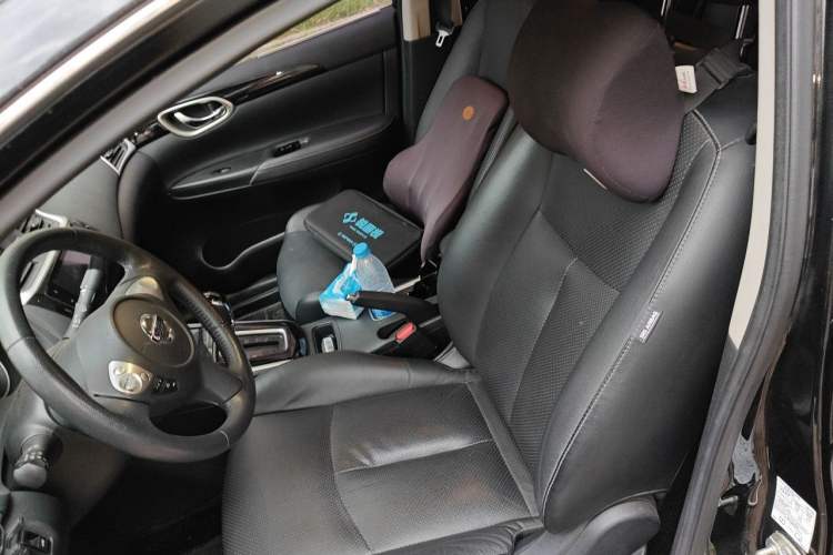 Used Nissan Sylphy 2019 1.6XV CVT Smart Connect Luxury Edition China V Standard Left Front Seat
