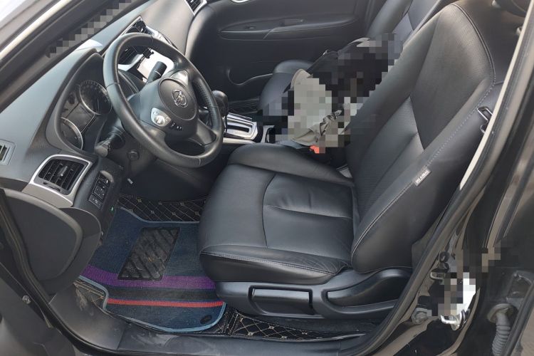 Used Nissan Sylphy 2019 1.6XV CVT Smart Connect Luxury Edition China VI Standard Left Front Seat