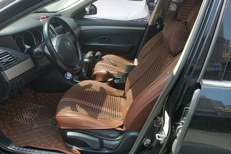 Used Nissan Sylphy 2019 Classic 1.6XE+ Manual SmartConnect Leading Edition Left Front Seat