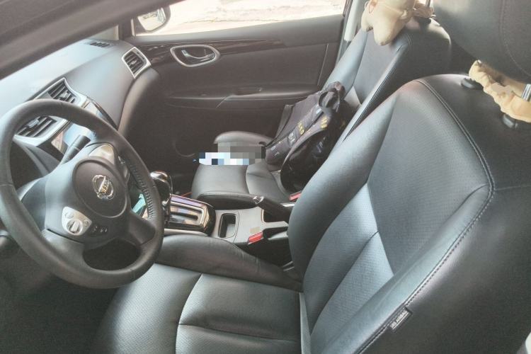 Used Nissan Sylphy 2019 1.6XV CVT Smart Connect Luxury Edition China VI Standard Left Front Seat