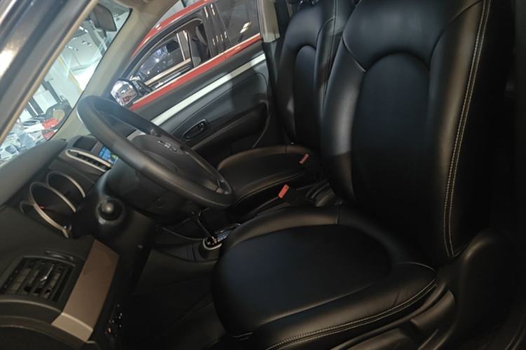 Used Nissan Sylphy 2019 Classic 1.6XE+ CVT SmartConnect Leading Edition Left Front Seat