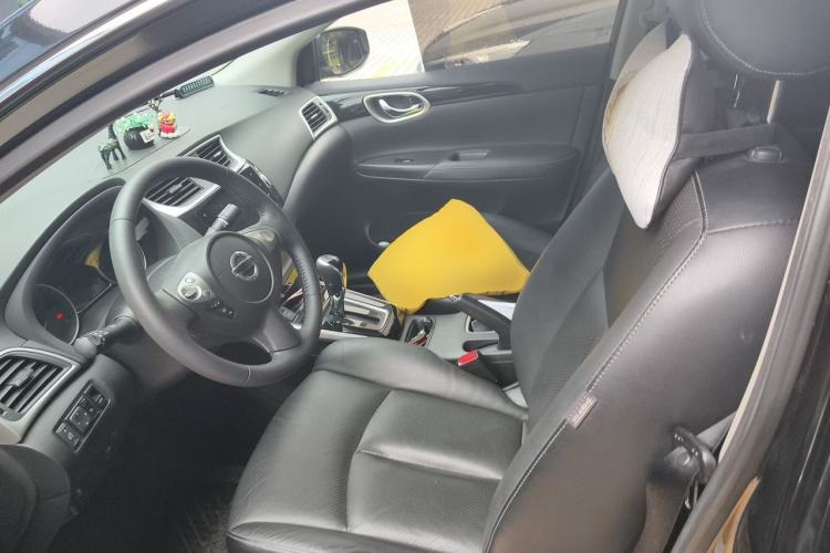 Used Nissan Sylphy 2019 1.6XV CVT Smart Connect Luxury Edition China VI Standard Left Front Seat