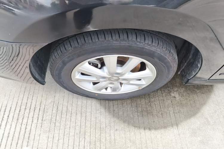 Used Nissan Sylphy 2019 Classic 1.6XE+ CVT SmartConnect Leading Edition Left Front Wheel Hub