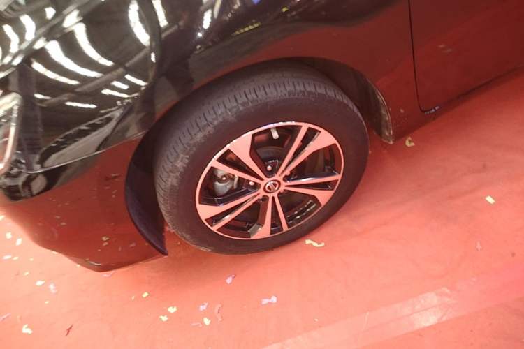 Used Nissan Sylphy 2019 Classic 1.6XE CVT Comfort Edition Left Front Wheel Hub