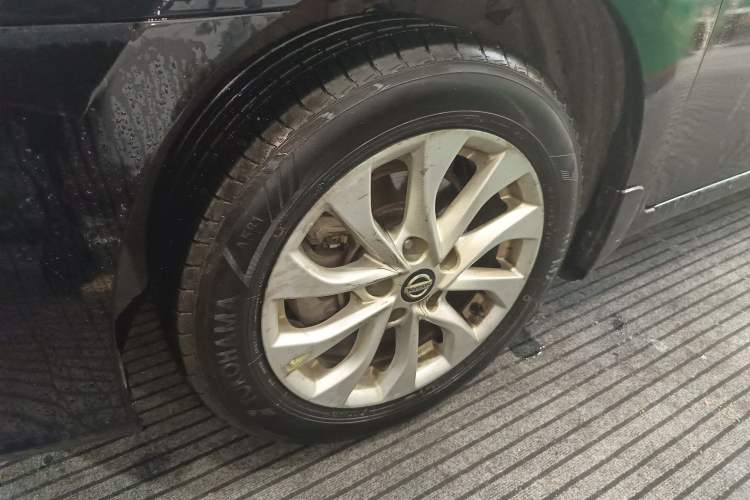 Used Nissan Sylphy 2019 Classic 1.6XL CVT Luxury Edition Left Front Wheel Hub
