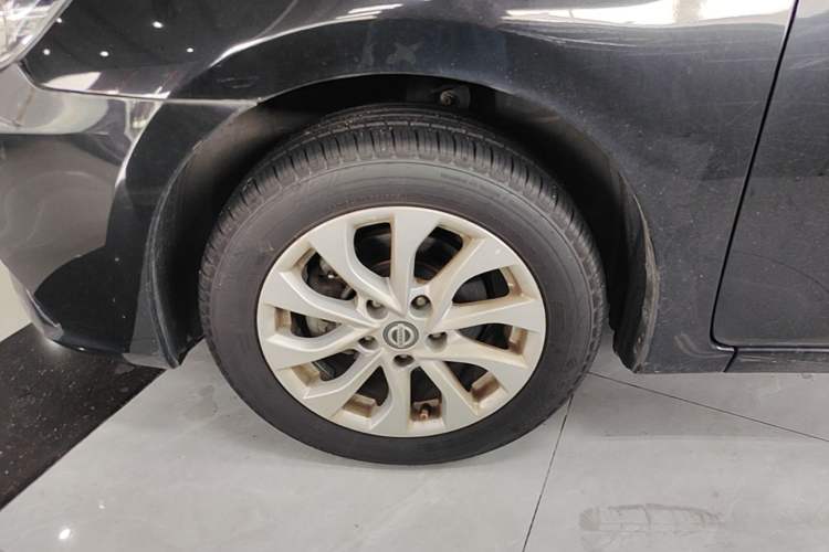 Used Nissan Sylphy 2019 1.6XV CVT Smart Connect Luxury Edition China VI Standard Left Front Wheel Hub