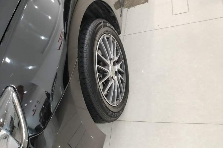 Used Nissan Sylphy 2019 Classic 1.6XE CVT Comfort Edition Left Front Wheel Hub