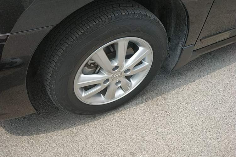 Used Nissan Sylphy 2019 Classic 1.6XE+ Manual SmartConnect Leading Edition Left Front Wheel Hub