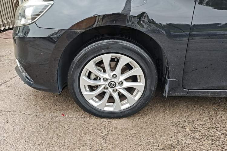 Used Nissan Sylphy 2019 1.6XV CVT Smart Connect Luxury Edition China VI Standard Left Front Wheel Hub