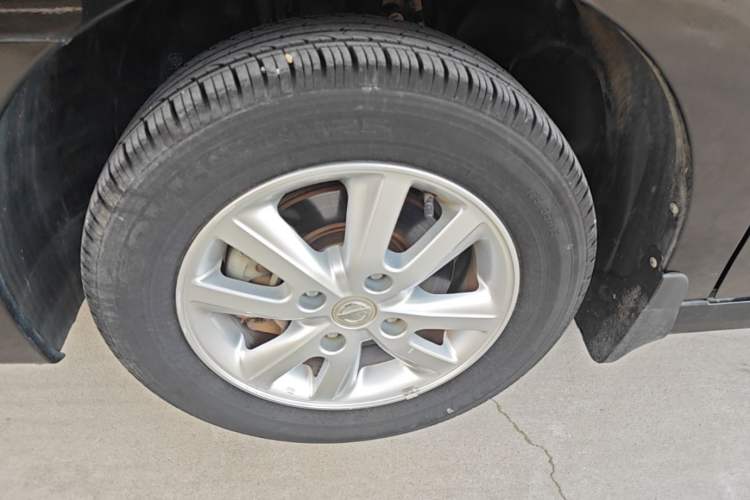 Used Nissan Sylphy 2019 Classic 1.6XE+ Manual Smart Connect Luxury Edition Left Front Wheel Hub
