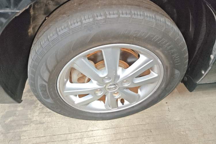 Used Nissan Sylphy 2019 Classic 1.6XE+ CVT SmartConnect Leading Edition Left Front Wheel Hub