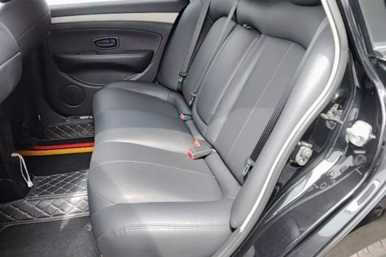Used Nissan Sylphy 2019 Classic 1.6XE+ CVT SmartConnect Leading Edition Left Rear Seat