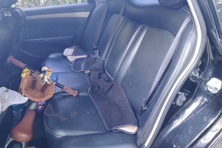 Used Nissan Sylphy 2019 Classic 1.6XE+ CVT Smart Connect Luxury Edition Left Rear Seat