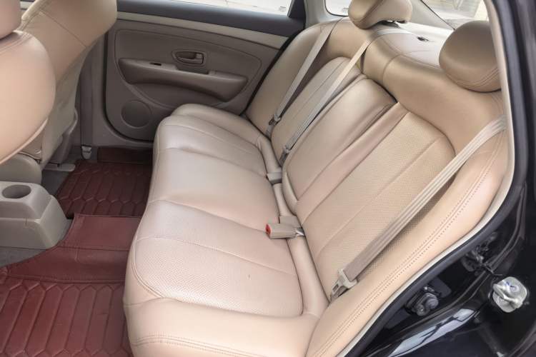 Used Nissan Sylphy 2019 Classic 1.6XE+ Manual Smart Connect Luxury Edition Left Rear Seat
