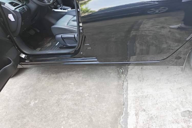 Used Nissan Sylphy 2019 Classic 1.6XL CVT Luxury Edition Left Side Sill