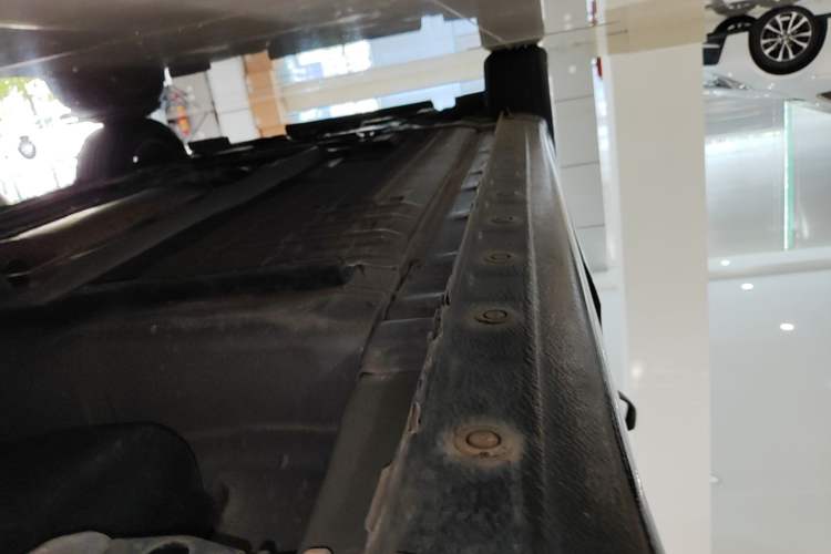 Used Nissan Sylphy 2019 Classic 1.6XE CVT Comfort Edition Left Side Sill