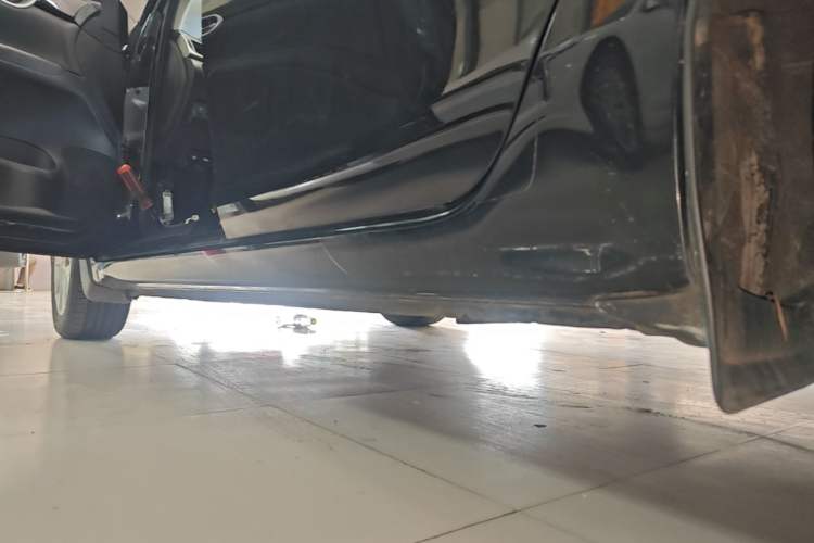 Used Nissan Sylphy 2019 Classic 1.6XL CVT Luxury Edition Left Side Sill