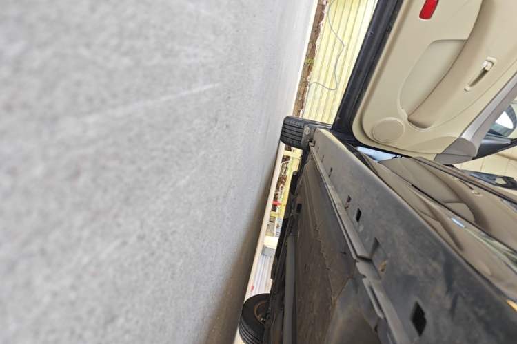 Used Nissan Sylphy 2019 Classic 1.6XE+ Manual Smart Connect Luxury Edition Left Side Sill