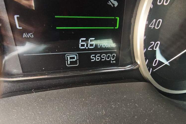 Used Nissan Sylphy 2019 1.6XV CVT Smart Connect Luxury Edition China VI Standard Odometer Close Up