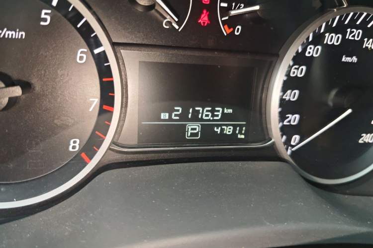 Used Nissan Sylphy 2019 Classic 1.6XL CVT Luxury Edition Odometer Close Up