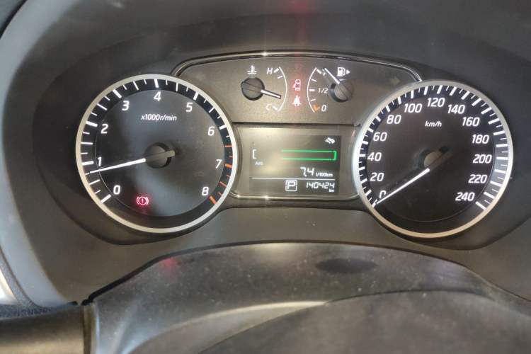 Used Nissan Sylphy 2019 Classic 1.6XL CVT Luxury Edition Odometer Close Up
