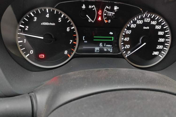 Used Nissan Sylphy 2019 1.6XV CVT Smart Connect Luxury Edition China V Standard Odometer Close Up