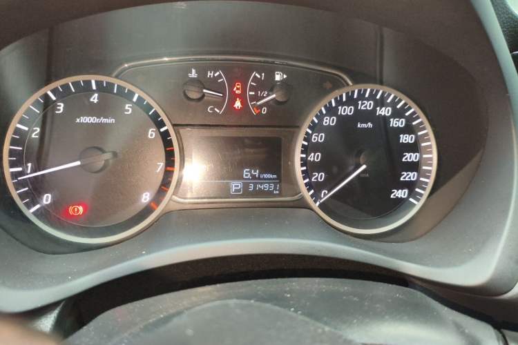 Used Nissan Sylphy 2019 Classic 1.6XL CVT Luxury Edition Odometer Close Up