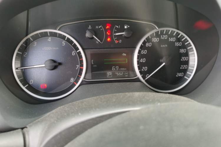 Used Nissan Sylphy 2019 Classic 1.6XE CVT Comfort Edition Odometer Close Up