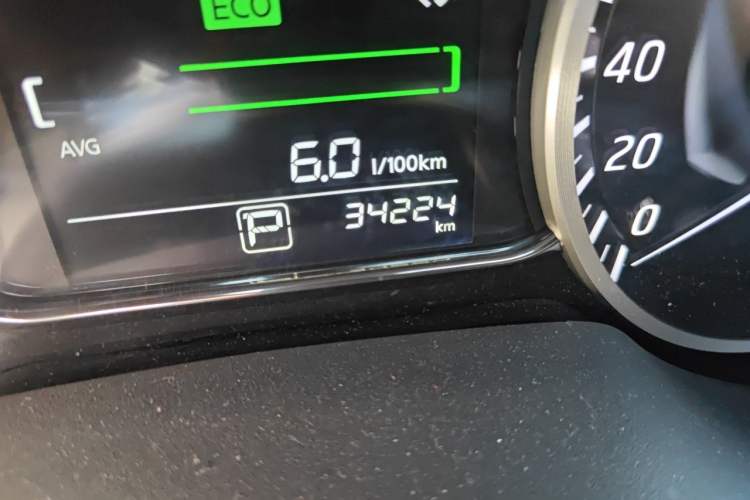 Used Nissan Sylphy 2019 1.6XV CVT Smart Connect Luxury Edition China VI Standard Odometer Close Up