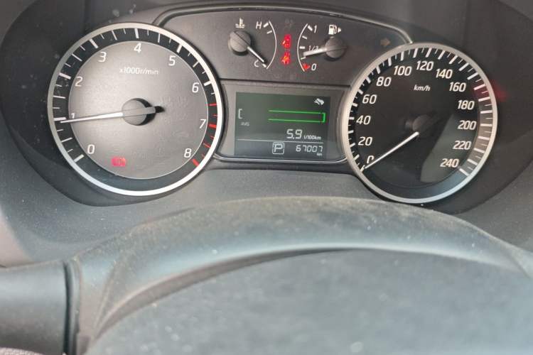 Used Nissan Sylphy 2019 Classic 1.6XL CVT Luxury Edition Odometer Close Up