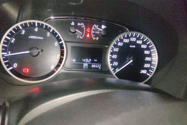 Used Nissan Sylphy 2019 1.6XV CVT Smart Connect Luxury Edition China VI Standard Odometer Close Up