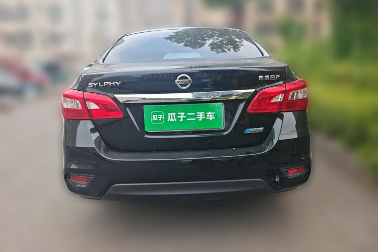 Used Nissan Sylphy 2019 1.6XV CVT Smart Connect Luxury Edition China VI Standard Rear