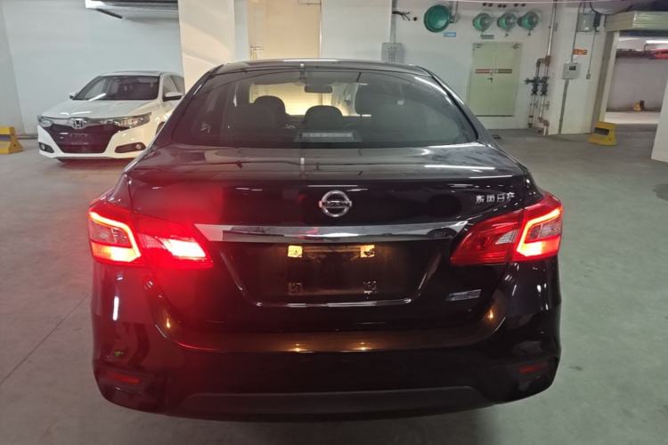 Used Nissan Sylphy 2019 1.6XV CVT Smart Connect Luxury Edition China VI Standard Rear