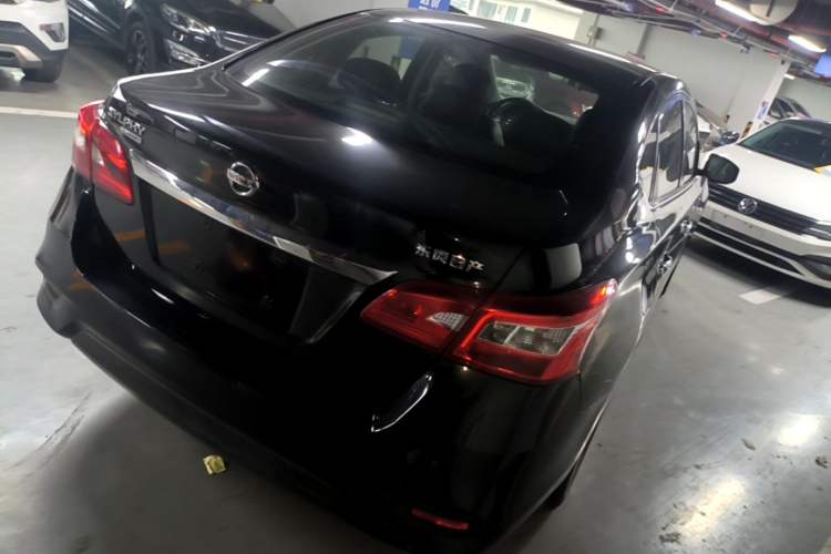 Used Nissan Sylphy 2019 Classic 1.6XL CVT Luxury Edition Rear Right 45 Deg
