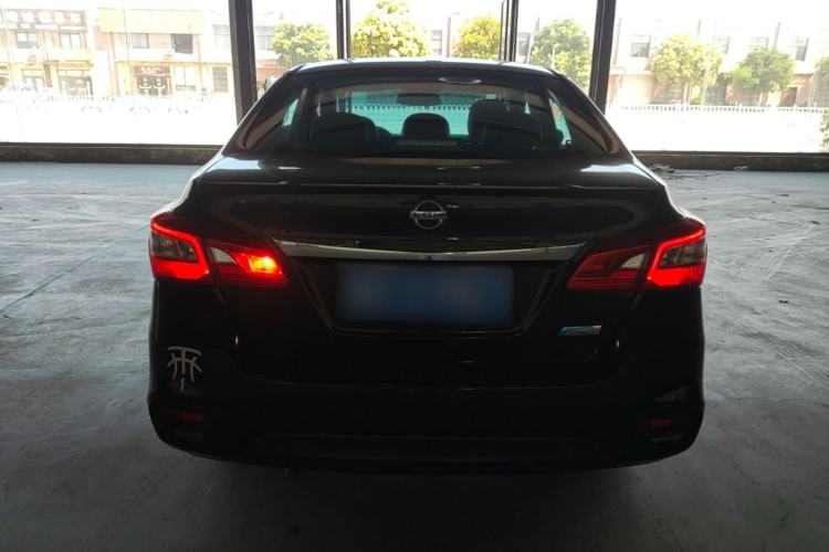 Used Nissan Sylphy 2019 1.6XV CVT Smart Connect Luxury Edition China VI Standard Rear