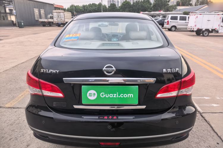 Used Nissan Sylphy 2019 Classic 1.6XE+ Manual Smart Connect Luxury Edition Rear