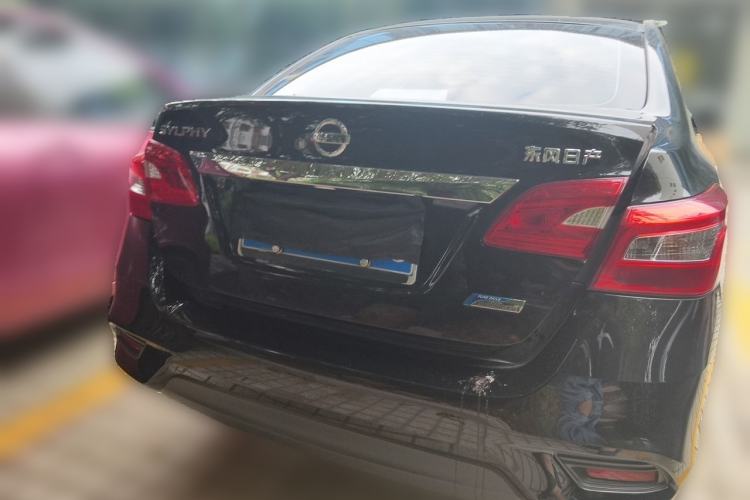 Used Nissan Sylphy 2019 1.6XV CVT Smart Connect Luxury Edition China VI Standard Rear