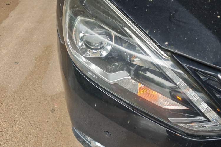 Used Nissan Sylphy 2019 1.6XV CVT Smart Connect Luxury Edition China VI Standard Right Front Headlight