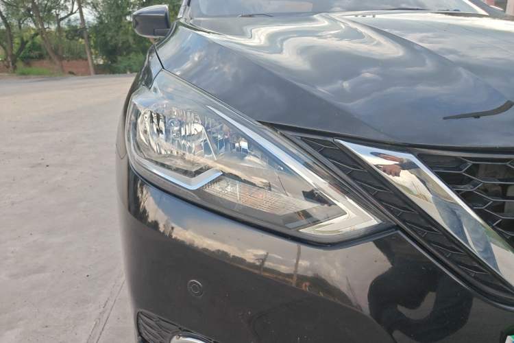 Used Nissan Sylphy 2019 Classic 1.6XL CVT Luxury Edition Right Front Headlight