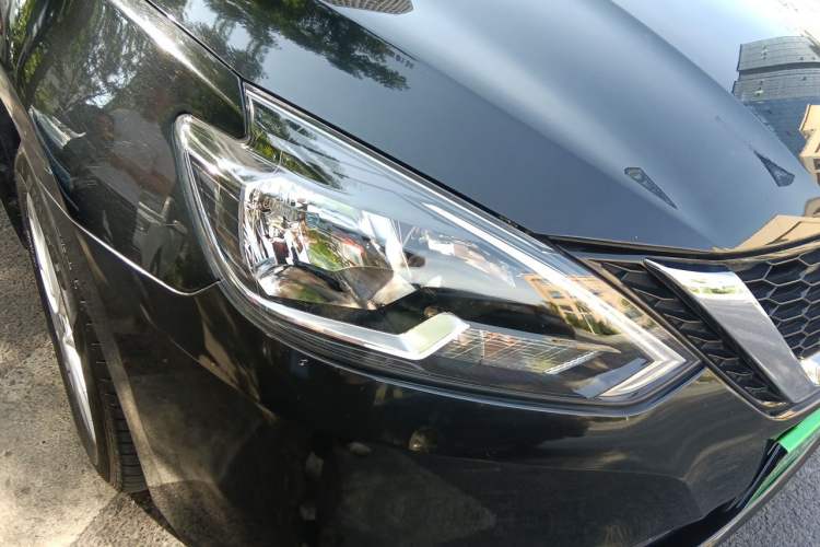 Used Nissan Sylphy 2019 1.6XL Manual Luxury Edition China V Standard Right Front Headlight