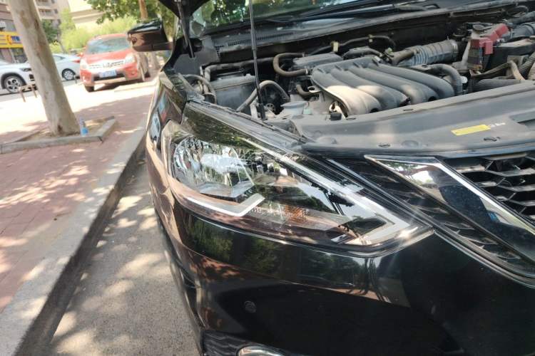Used Nissan Sylphy 2019 Classic 1.6XL CVT Luxury Edition Right Front Headlight