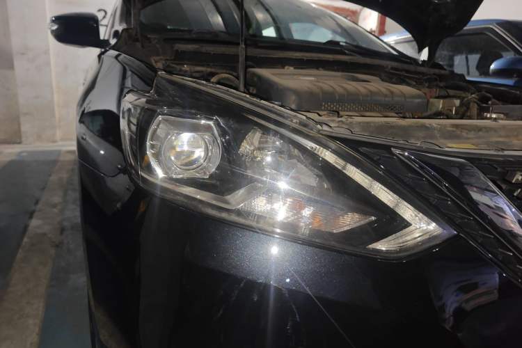 Used Nissan Sylphy 2019 Classic 1.6XE CVT Comfort Edition Right Front Headlight