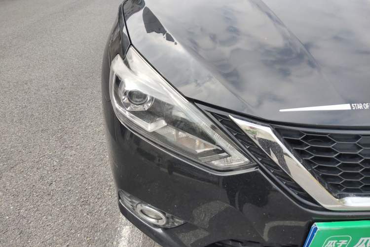 Used Nissan Sylphy 2019 1.6XV CVT Smart Connect Luxury Edition China VI Standard Right Front Headlight