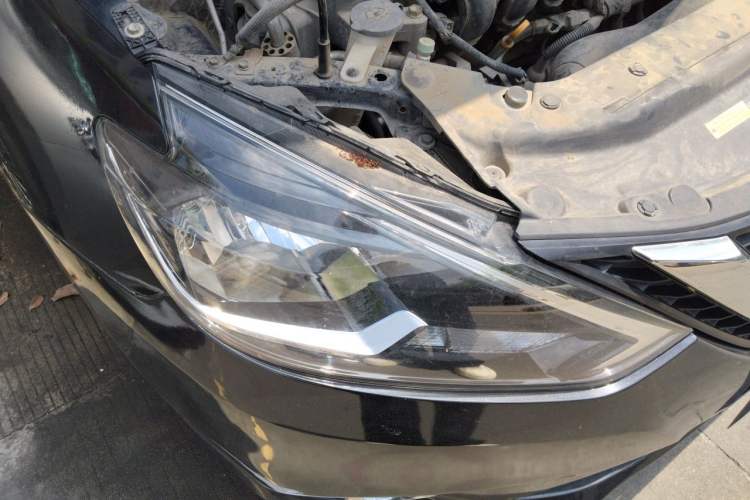 Used Nissan Sylphy 2019 Classic 1.6XL CVT Luxury Edition Right Front Headlight