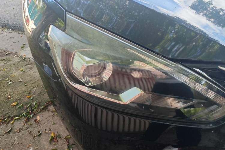 Used Nissan Sylphy 2019 1.6XV CVT Smart Connect Luxury Edition China VI Standard Right Front Headlight