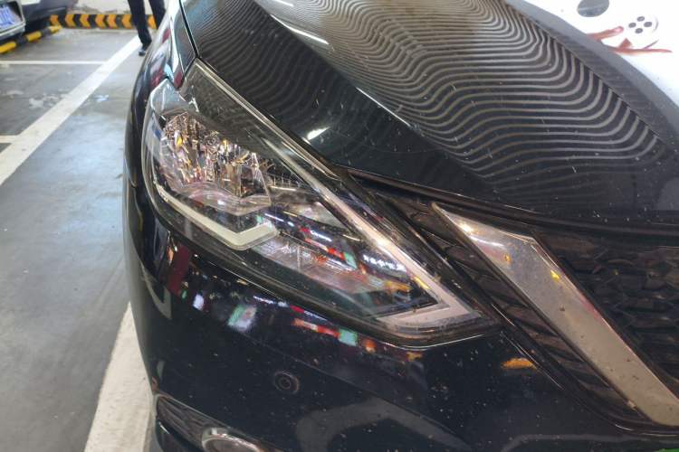 Used Nissan Sylphy 2019 Classic 1.6XL CVT Luxury Edition Right Front Headlight