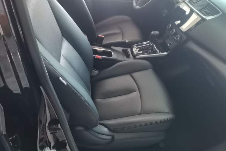 Used Nissan Sylphy 2019 Classic 1.6XL CVT Luxury Edition Right Front Seat