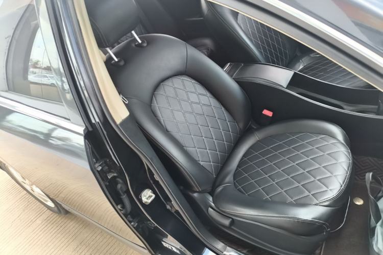Used Nissan Sylphy 2019 Classic 1.6XE+ CVT SmartConnect Leading Edition Right Front Seat